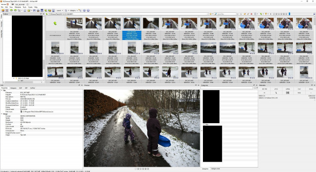 3. Click on another picture to trigger saving XML files.